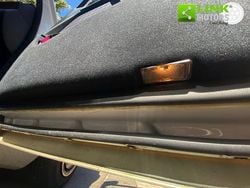 Bianco Usata 1991 Mercedes E200 Tre volumi | 5500 €