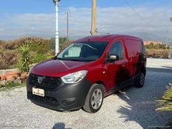 Rosso Usata 2021 Dacia Dokker Monovolume | 9900 € (Cara)