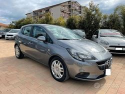 Grigio Usata 2017 Opel Corsa Tre volumi | 6800 € (Buon prezzo)