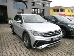 Argento Usata 2022 VW Tiguan R-line SUV | 31.700 € (Molto cara)