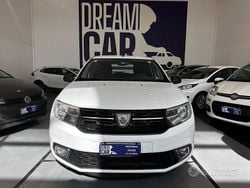 Bianco Usata 2017 Dacia Sandero Ambiance Tre volumi | 6999 € (Buon prezzo)
