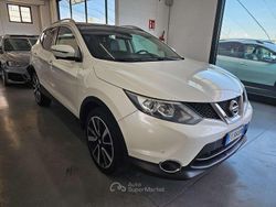 Bianco Usata 2014 Nissan Qashqai Tekna SUV | 10.500 € (Cara)