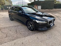 Nero Usata 2021 Volvo V60 Station wagon | 21.500 € (Buon prezzo)