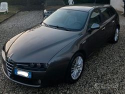 Usata 2009 Alfa Romeo 159 Exclusive Station wagon | 4700 € (Molto cara)