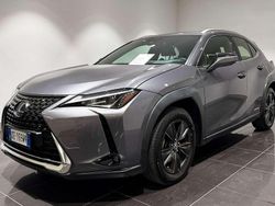 Grigio scuro Usata 2021 Lexus UX 250h Executive Line SUV | 23.500 € (Buon prezzo)