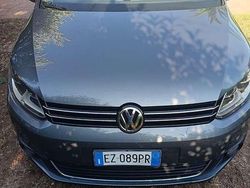 Grigio Usata 2015 VW Touran Comfortline Monovolume | 11.000 € (Buon prezzo)