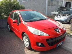 Rosso Usata 2013 Peugeot 207 Tre volumi | 3200 € (Ottimo prezzo)