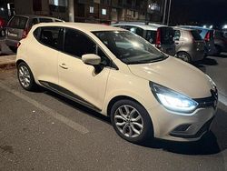 Bianco Usata 2017 Renault Clio IV Due volumi | 7500 € (Buon prezzo)