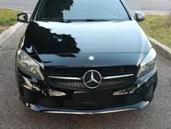 Nero Usata 2016 Mercedes A180 Tre volumi | 14.000 €