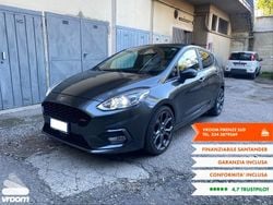 Gray Usata 2018 Ford Fiesta ST-Line Tre volumi | 9900 € (Buon prezzo)