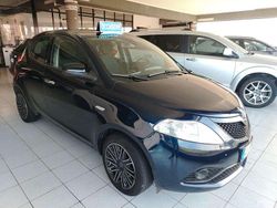Blu/azzurro Usata 2021 Lancia Ypsilon Silver Due volumi | 8999 € (Ottimo prezzo)