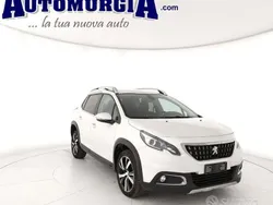 Bianco Usata 2019 Peugeot 2008 S SUV | 13.990 € (Buon prezzo)