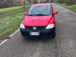 Rosso Usata 2006 VW Fox Sport Due volumi | 2399 € (Buon prezzo)