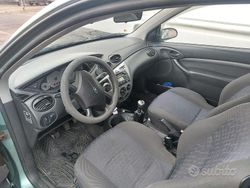 Verde Usata 1999 Ford Focus | 1000 €