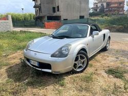 Argento Usata 2002 Toyota MR2 Cabrio | 8000 €