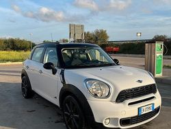Usata 2012 Mini Cooper Countryman SUV | 9000 € (Cara)