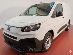 Bianco Nuova 2025 Fiat Doblò Monovolume | 18.950 €