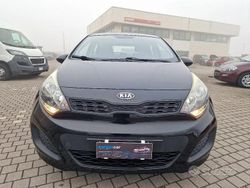 Nero Usata 2012 Kia Rio LX Due volumi | 6900 € (Buon prezzo)