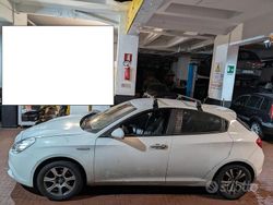 Bianco Usata 2011 Alfa Romeo Giulietta Tre volumi | 3000 € (Super prezzo)