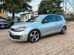 Argento Usata 2010 VW Golf VI GTI Tre volumi | 9990 € (Buon prezzo)