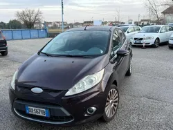 Nero Usata 2009 Ford Fiesta Due volumi | 3000 € (Buon prezzo)