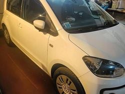 Usata 2014 VW up! Due volumi | 7000 € (Buon prezzo)
