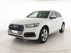 Bianco ghiacciaio metallizzato Usata 2020 Audi Q5 Business SUV | 31.900 € (Buon prezzo)