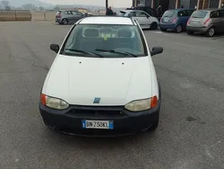 Usata 2001 Fiat Strada | 2800 €