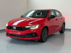 Rosso Nuova 2025 Fiat Tipo Tre volumi | 19.900 € (Buon prezzo)