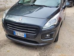 Usata 2013 Peugeot 3008 Premium Monovolume | 5000 € (Buon prezzo)