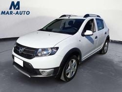 Bianco Usata 2015 Dacia Sandero Stepway Due volumi | 7990 € (Buon prezzo)