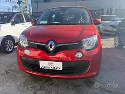 Rosso Usata 2016 Renault Twingo Life Due volumi | 7900 € (Buon prezzo)