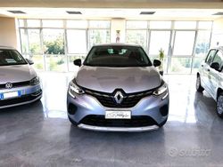 Grigio Usata 2021 Renault Captur Business SUV | 18.200 € (Buon prezzo)