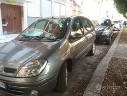 Usata 2002 Renault Scénic Monovolume | 2000 € (Buon prezzo)
