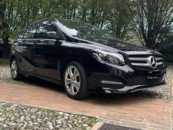 Nero Usata 2017 Mercedes B180 Monovolume | 12.300 € (Buon prezzo)