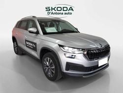 Argento Usata 2024 Skoda Kodiaq Style SUV | 34.900 € (Cara)