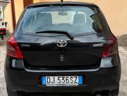 Nero Usata 2007 Toyota Yaris Tre volumi | 1700 € (Super prezzo)