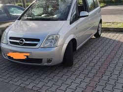 Grigio Usata 2003 Opel Meriva Monovolume | 2000 € (Buon prezzo)