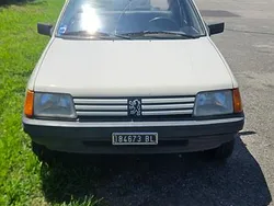Usata 1984 Peugeot 205 Due volumi | 2000 €
