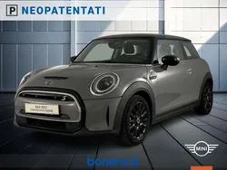 Grigio Usata 2022 Mini Cooper SE Classic Due volumi | 19.900 € (Buon prezzo)