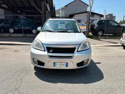 Argento Usata 2010 DR DR5 SUV | 2990 €