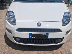 Bianco Usata 2015 Fiat Punto Due volumi | 4700 € (Buon prezzo)