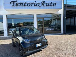 Nero pastello Usata 2022 Smart ForTwo Electric Drive Passion Cabrio | 13.700 € (Buon prezzo)