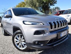 Grigio Usata 2017 Jeep Cherokee SUV | 16.900 € (Buon prezzo)