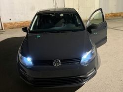 Grigio Usata 2016 VW Polo Tre volumi | 6600 € (Buon prezzo)