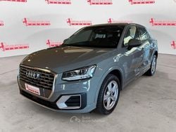Grigio Usata 2020 Audi Q2 Business SUV | 19.800 € (Buon prezzo)