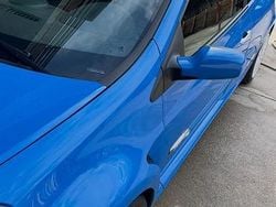 Begagnad 2006 Renault Clio R.S. R.S. Halvkombi | 12.500 € (Marknadspris)