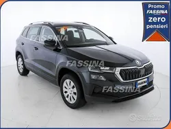 Nero Usata 2022 Skoda Karoq SportLine SUV | 23.900 € (Ottimo prezzo)