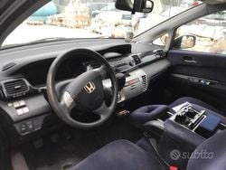 Nero Usata 2008 Honda FR-V Monovolume | 5000 € (Cara)