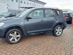 Grigio Usata 2007 Toyota RAV4 Sol SUV | 5500 € (Buon prezzo)